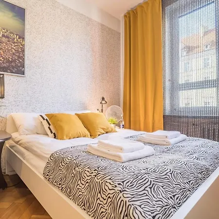 ホテル Rent Like - Olawska 1